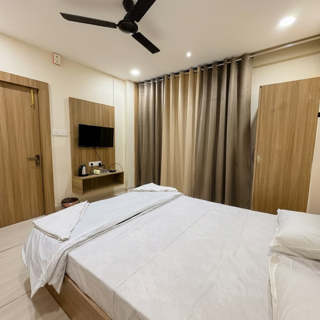 Deluxe AC Rooms
