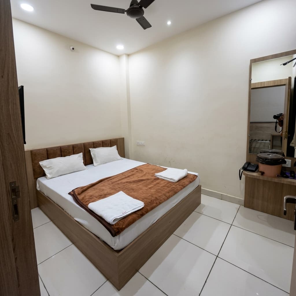 Single AC Rooms